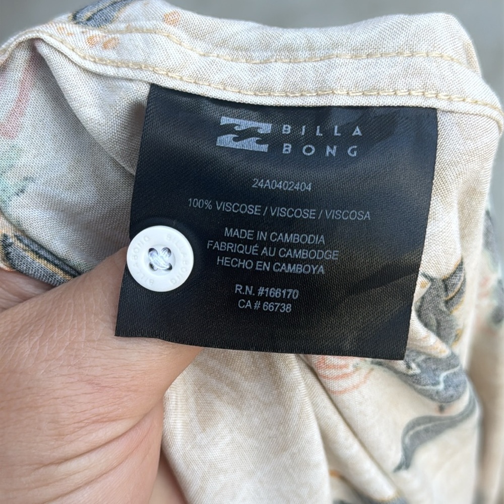 Billabong Patrick Short Sleeve Button-Up Shirt New With Tags Medium Hawaiian - Picture 7 of 8